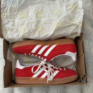 Adidas Gazelle Indoor - Scarlett